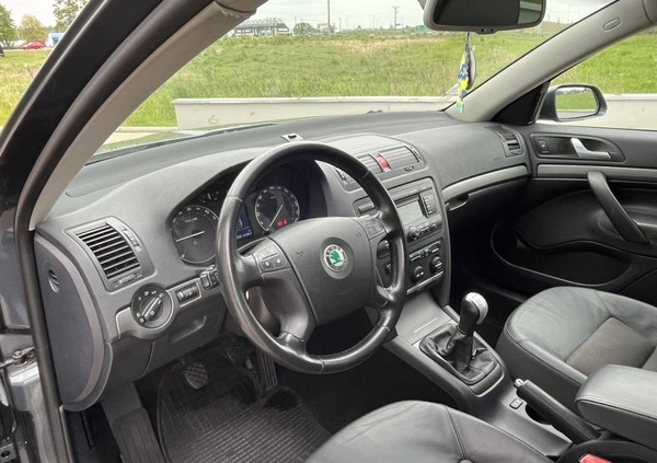 Skoda Octavia cena 19999 przebieg: 283000, rok produkcji 2007 z Augustów małe 704